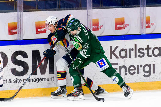 Djurgårdens Dominik Bokk och Färjestads Martin Johansson