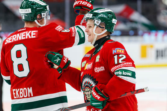 Frölundas Max Friberg jublar