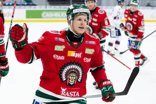 Frölundas Max Friberg jublar