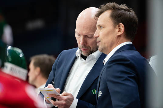 Frölundas assisterande tränare Anders Burström  och