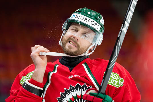 Frölundas Jan Mursak innan ishockeymatchen i SHL mellan