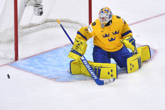 Hugo Alnefelt of Sweden makes a save