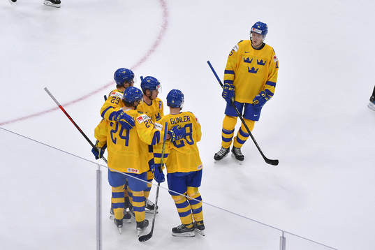 Noel Gunler celebrates the 7-1 goal with teammates