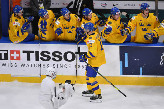 Emil Heineman celebrates his 3-1 goal