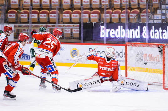 Björklövens Alexander Wiklund gör 3-2 målet