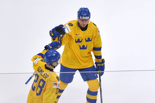 Tobias Björnfot and Noel Gunler of Sweden celebrate the