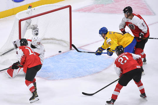 Lucas Raymond of Sweden scores the 4-1 goal