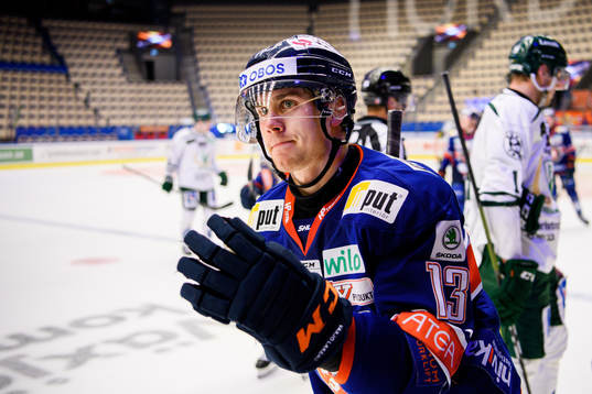 Växjös Jack Drury jublar