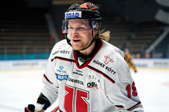 Örebros Rodrigo Abols jublar