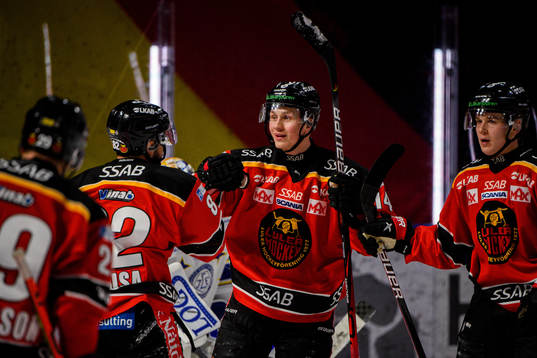 Luleås Jonas Berglund jublar