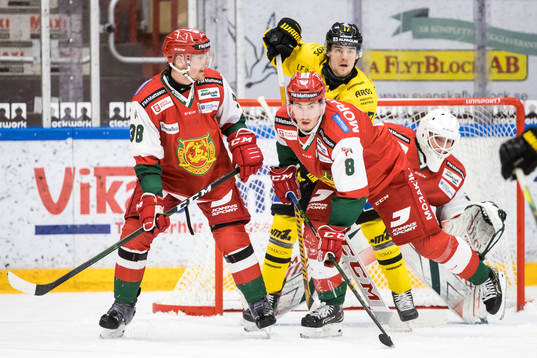 Moras Adam Massuhr och Moras Robin Johansson och Västerås