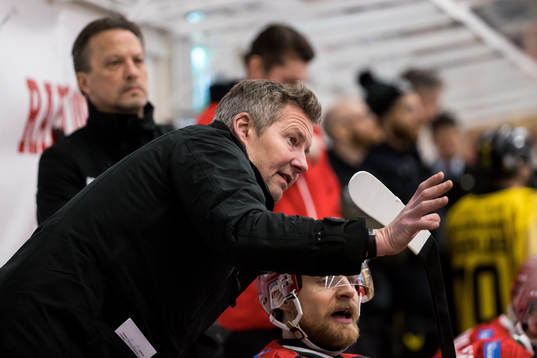 Moras tränare Johan Hedberg