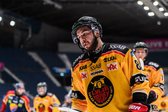 Luleås Chris Desousa deppar