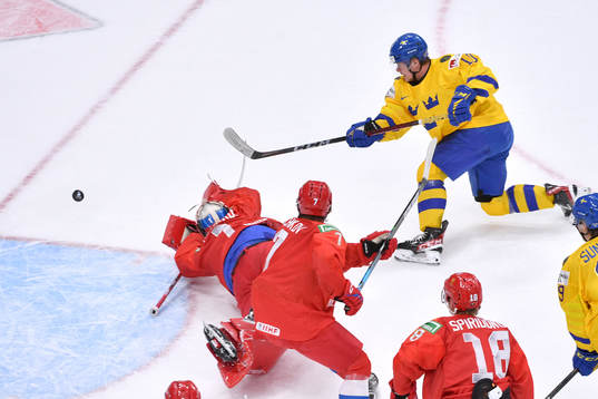Alexander Holtz of Sweden shoots