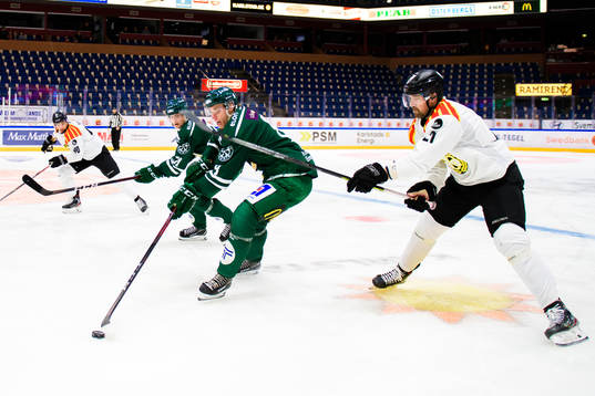 Färjestads Leo Lööf och Brynäs Patrik Berglund