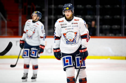 Linköpings Niko Ojamäki deppar