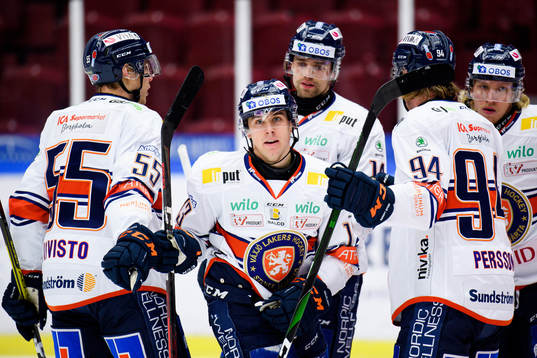 Växjös Jack Drury jublar
