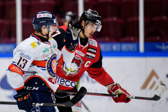 Växjös Jack Drury jublar