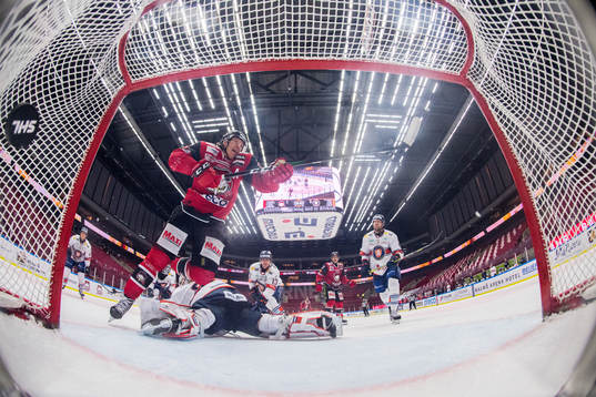 Malmö Redhawks Emil Sylvegård gör 2-5 bakom Växjös