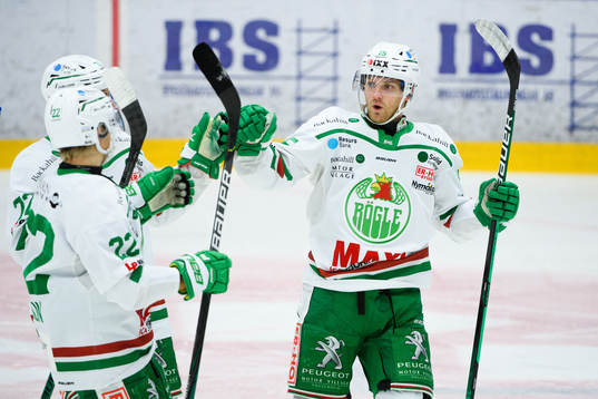 Rögles Simon Ryfors jublar