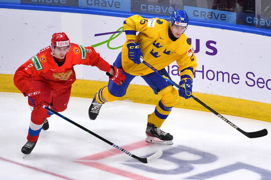 Elmer Söderblom of Sweden and Yan Kuznetsov of Russia