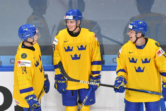 Arvid Costmar, Noel Gunler and Lucas Raymond of Sweden have