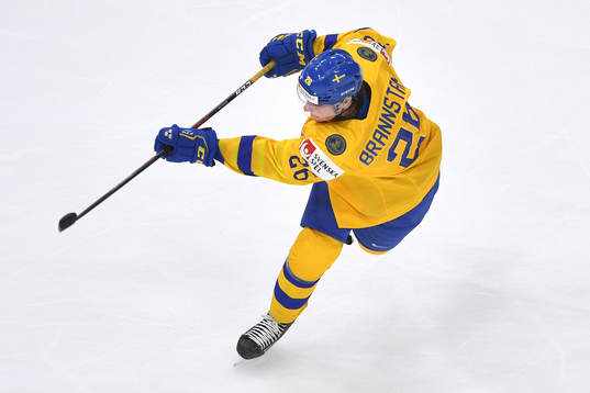 Alex Brännstam of Sweden shoots