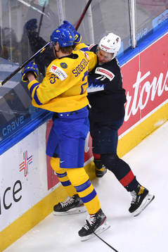 Brock Faber of USA takes Elmer Söderblom of Sweden into
