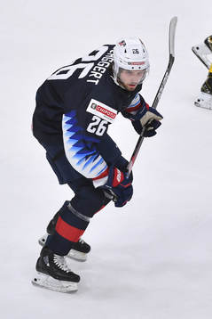 Landon Slaggert of USA skates