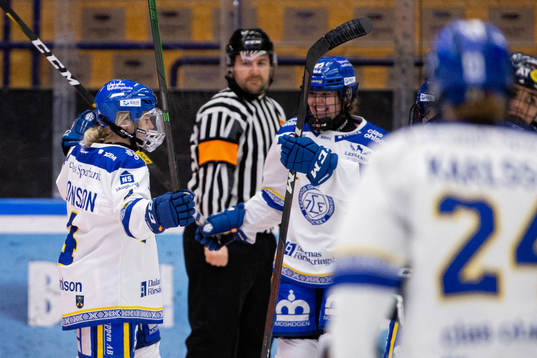 Leksands Wilma Johansson jublar
