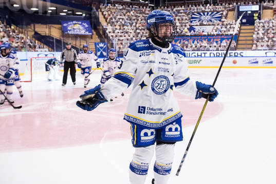 Leksands Saana Valkama jubel