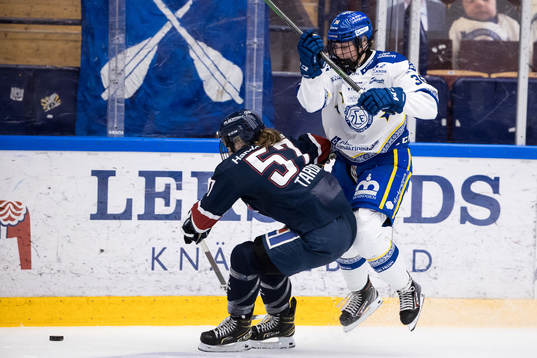 Leksands Andrine Furulund och Linköpings Celine Tardif