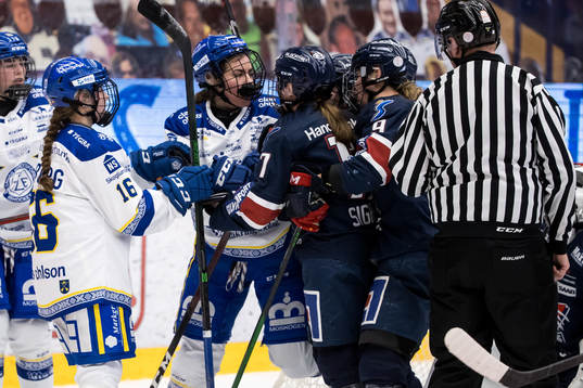 Leksands Ella Albinsson och Linköpings Shannon Sigrist i