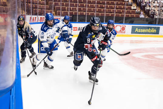 Leksands Ella Albinsson och Linköpings Jennifer Wakefield