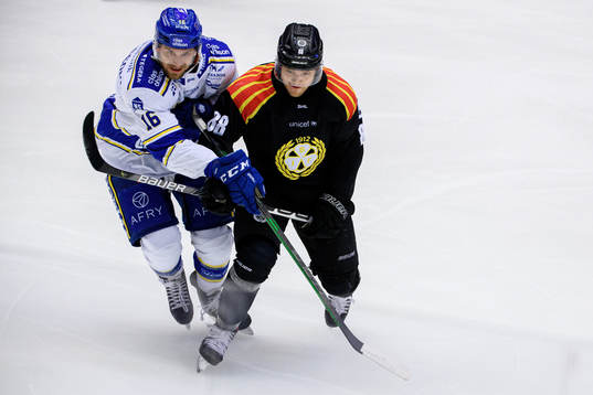 Leksands Daniel Gunnarsson och Brynäs Jaedon Descheneau
