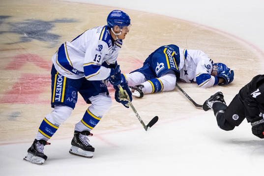 Leksands August Berg har ont