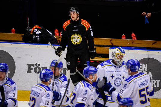 Brynäs Jaedon Descheneau deppar