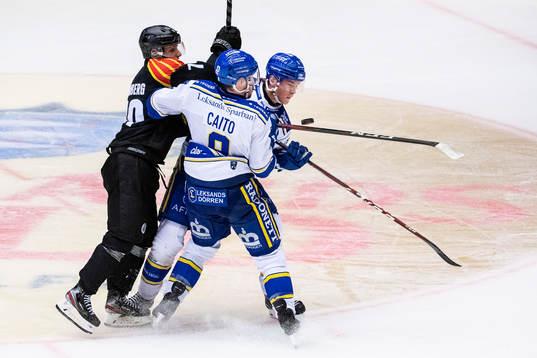 Brynäs Daniel Mannberg mot Leksands Matt Caito och Calle