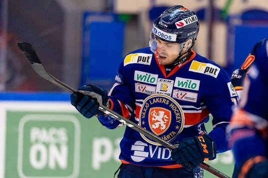 Växjös Emil Forslund deppar