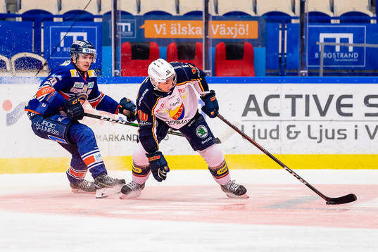 Växjös Pontus Holmberg och Djurgårdens Niclas Bergfors