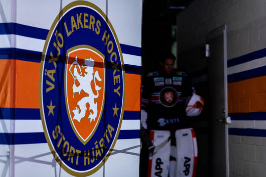 Växjös klubbmärke före ishockeymatchen i SHL mellan