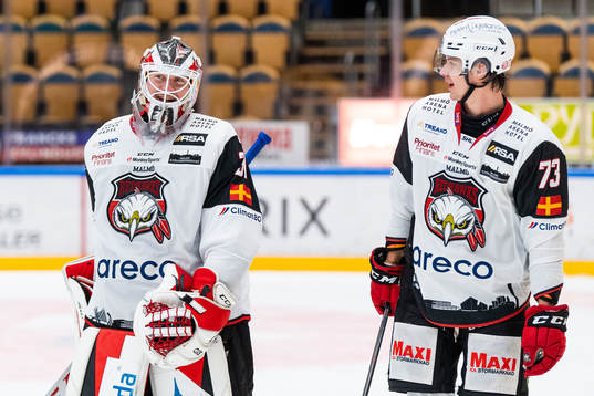 Malmö Redhawks målvakt Lars Volden och Adam Ollas Mattsson