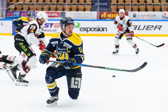 s Simon Önerud