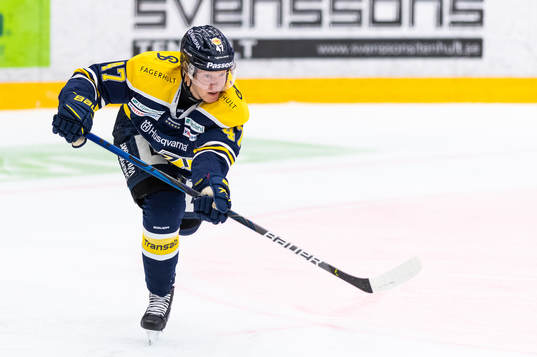 s Emil Johansson