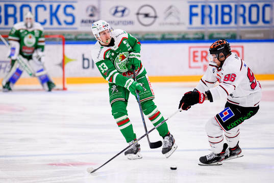 Rögles Niklas Hansson och Örebros Robin Kovacsunder