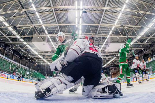 Rögles Anton Bengtsson jublar