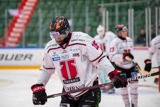 Örebros Daniel Muzito Bagenda deppar