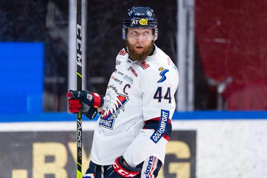 Linköpings Jonas Junland deppar