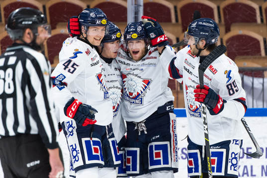 Linköpings Niko Ojamäki jublar