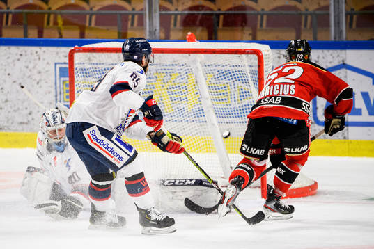 Luleås Karl Fabricius gör 3-1